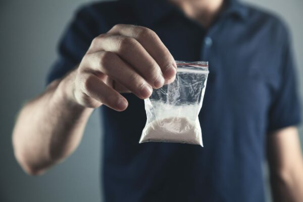 « Tenir au travail, supporter des cadences difficiles est une des motivations à prendre de la cocaïne »