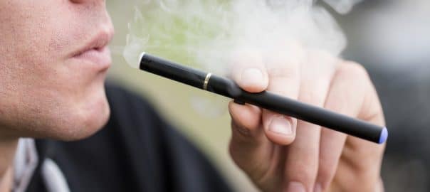 TABAC / E-cigarette: réglementation stricte exigée