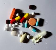 Addiction Médicaments - Médicaments antidouleurs opioïdes faibles : données essentielles d’addictovigilance.