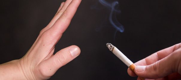Les interactions entre l'arrêt du tabac et les traitements : un effet secondaire de