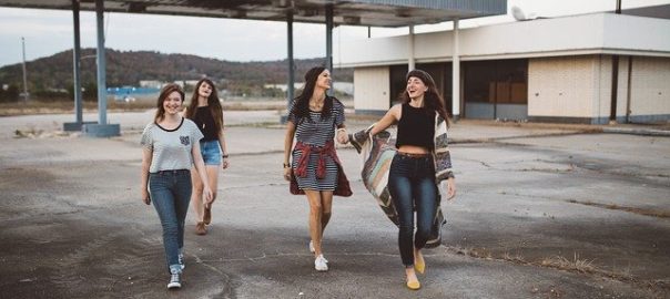 Alcool, cannabis, écrans, anorexie... Les ados sont-ils plus sensibles aux addictions ?