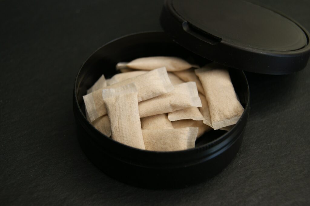 Snus pouches sachets nicotines bientôt interdits annonce ministre Santé