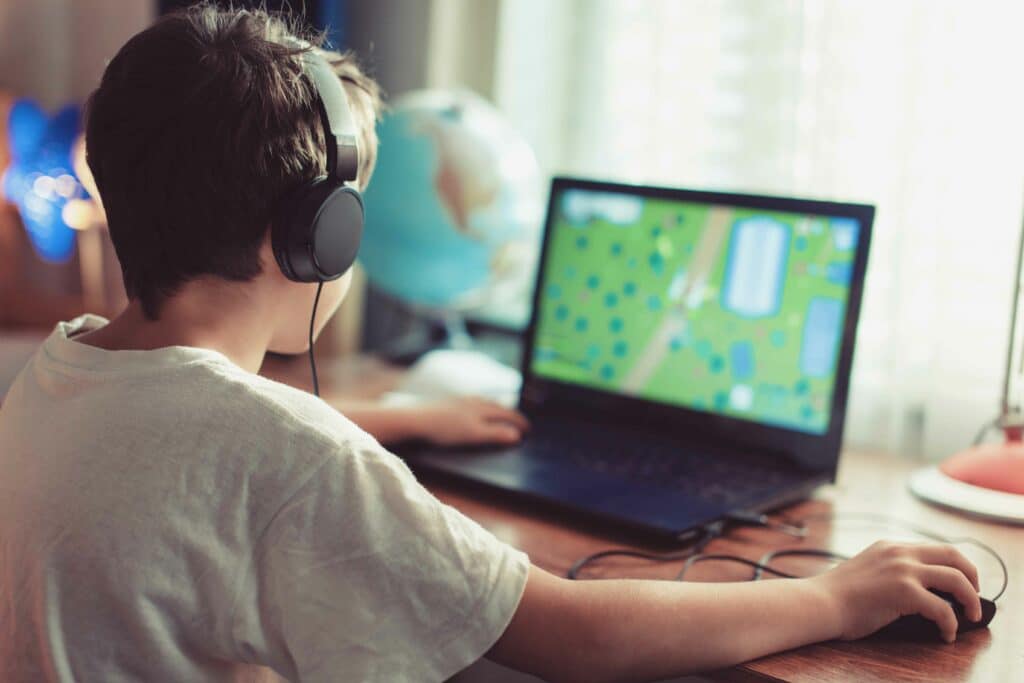 Addiction aux jeux l'OMS tire la sonnette d'alarme sur les ados