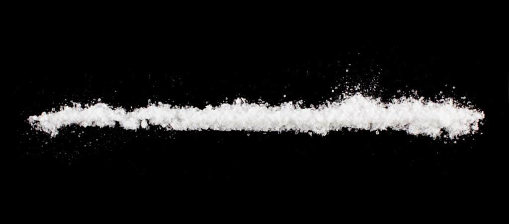 Un rail de cocaïne et le risque d'AVC est multiplié par 7 un médecin alerte sur les risques