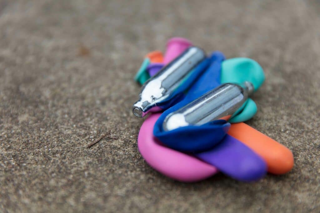 Protoxyde d'azote doit-on l'interdire