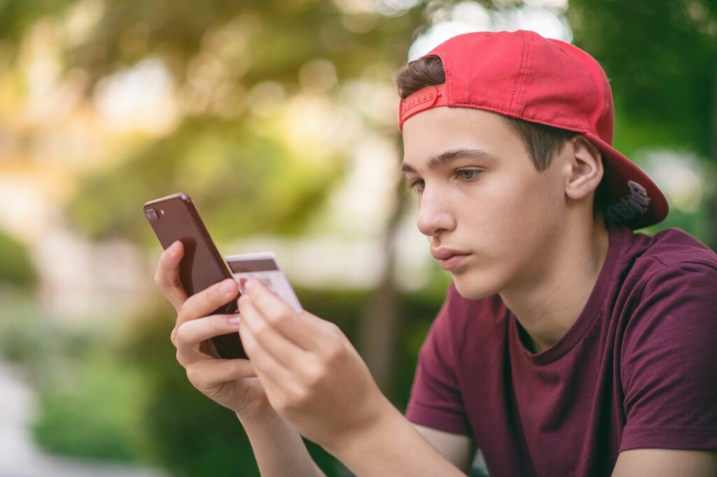 Jeux d'argent les adolescents de plus en plus exposés aux risques d'addiction