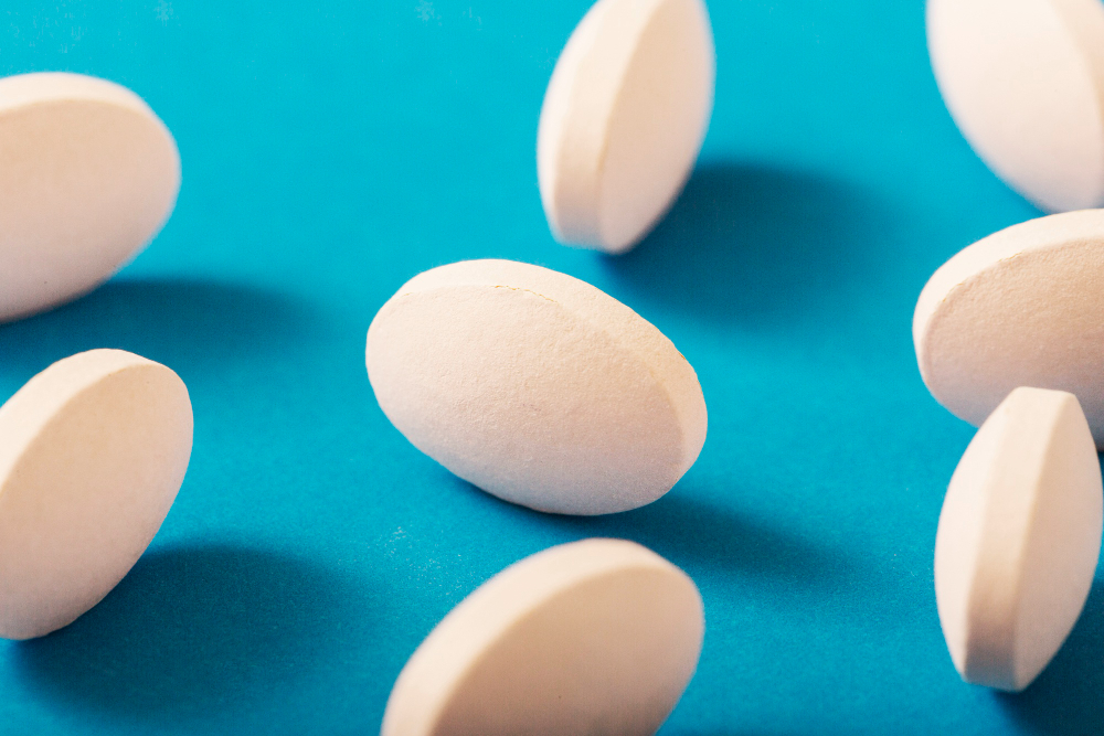 Un médicament pour ne plus avoir envie de boire de l'alcool l'oxybate de sodium redonne espoir aux alcooliques et addictologues